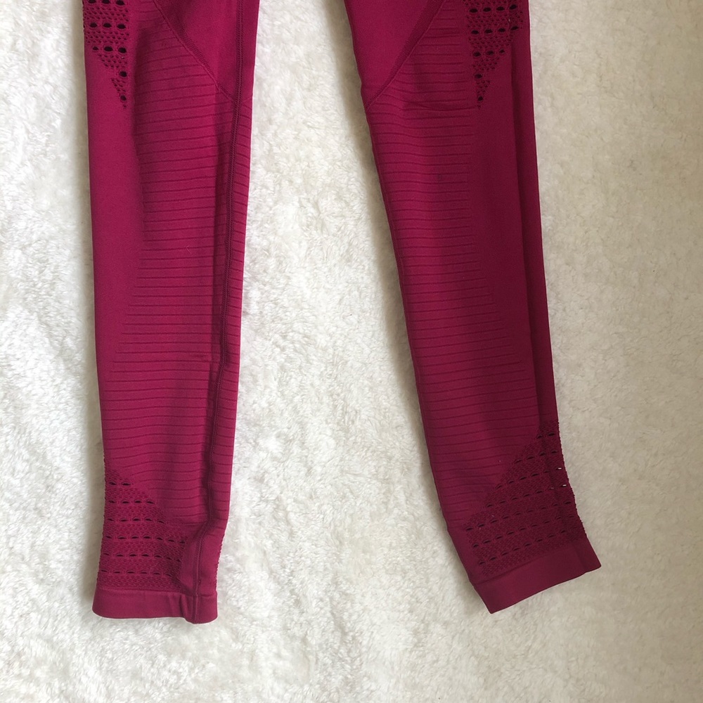 Gymshark Raspberry Beet Seamless Energy Leggings - Picture 5 of 11